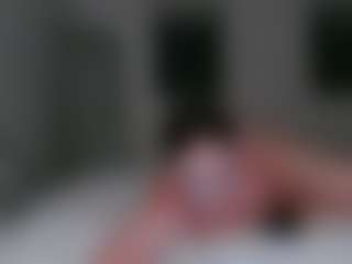 Sicily Deluxe's Live Sex Cam Show