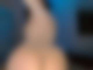 Sicily Deluxe's Live Sex Cam Show