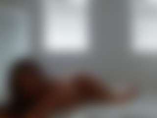 Sicily Deluxe's Live Sex Cam Show