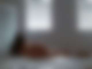 Sicily Deluxe's Live Sex Cam Show