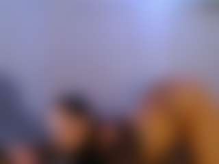 Live cam show with Sicily Deluxe - Flashing on 1on1-livenow