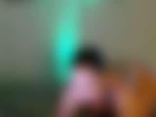 Sicily Deluxe's Live Sex Cam Show