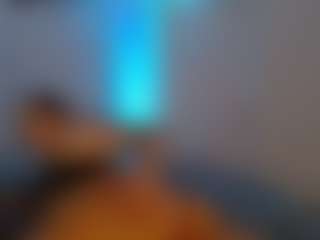 Sicily Deluxe's Live Sex Cam Show