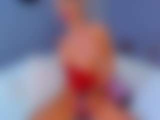 AwwElla's Live Sex Cam Show