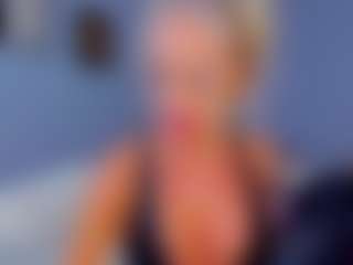 AwwElla's Live Sex Cam Show
