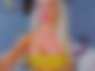 AwwElla's Live Sex Cam Show