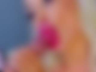 AwwElla's Live Sex Cam Show