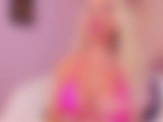 Live cam show with AwwElla - Squirt on Fling VIP Chat