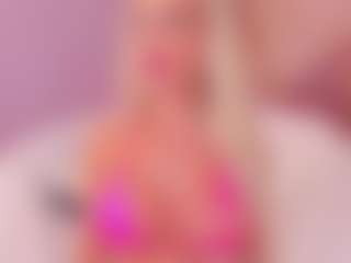 AwwElla's Live Sex Cam Show
