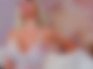 Live cam show with AwwElla - Foot Fetish on studioflirtlive.com