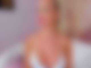 AwwElla's Live Sex Cam Show