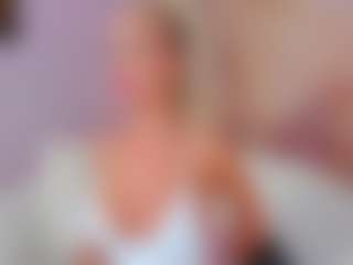 AwwElla's Live Sex Cam Show