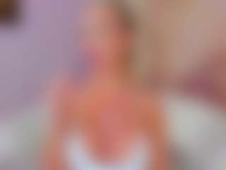 AwwElla's Live Sex Cam Show
