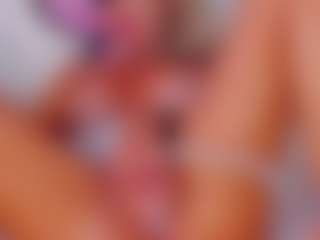 AwwElla's Live Sex Cam Show