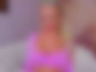 AwwElla's Live Sex Cam Show
