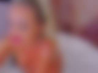 Live cam show with AwwElla - Dirty Talk on CamClone