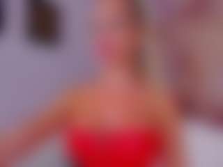 Live cam show with AwwElla - Blonde Hair on Gym Cam Girls