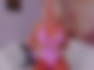 Live cam show with AwwElla - Young Adult on Uber Horny
