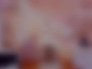 Live cam show with AwwElla - Cum on TeamSkeetLive