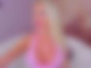 AwwElla's Live Sex Cam Show