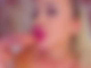 AwwElla's Live Sex Cam Show
