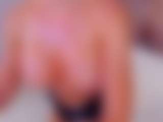 AwwElla's Live Sex Cam Show