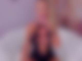 AwwElla's Live Sex Cam Show