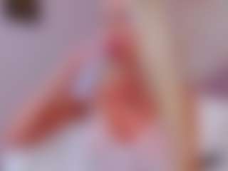 AwwElla's Live Sex Cam Show