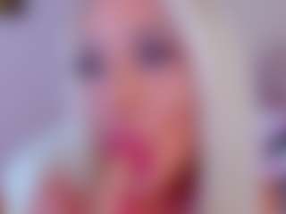 AwwElla's Live Sex Cam Show