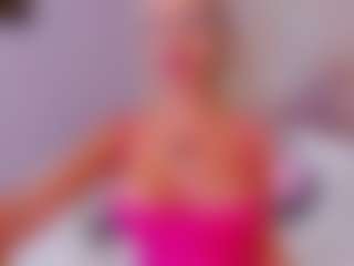 AwwElla's Live Sex Cam Show