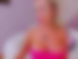 AwwElla's Live Sex Cam Show