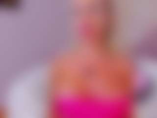 Live cam show with AwwElla - Dildo Lovense on SinfulBabes