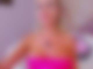 AwwElla's Live Sex Cam Show