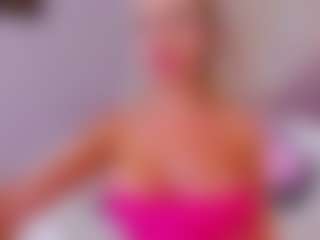 AwwElla's Live Sex Cam Show