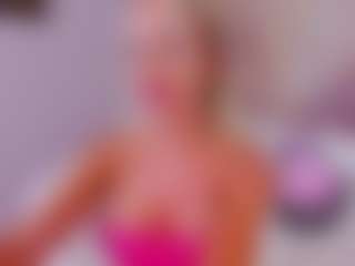 Live cam show with AwwElla - Asshole Blonde Hair on Milfs Live
