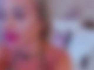 Live cam show with AwwElla - Spank on Fling VIP Chat