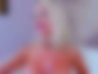 AwwElla's Live Sex Cam Show