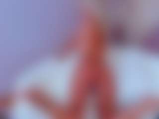 Live cam show with AwwElla - Strip on fapnchat