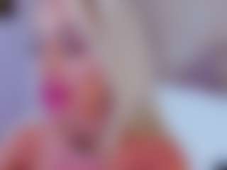 Live cam show with AwwElla - Drinking on Free Soda