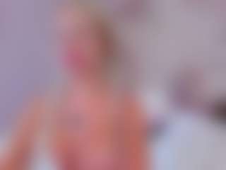AwwElla's Live Sex Cam Show