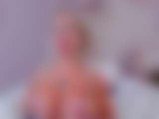 Live cam show with AwwElla - Blonde Hair Cum on CamwithHer