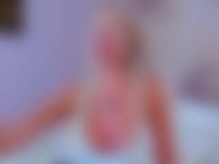 AwwElla's Live Sex Cam Show