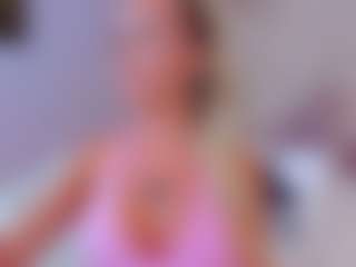 AwwElla's Live Sex Cam Show
