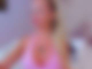 AwwElla's Live Sex Cam Show