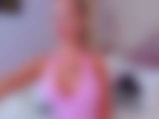 AwwElla's Live Sex Cam Show