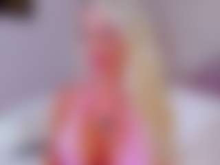 Live cam show with AwwElla - Striptease Young Adult on CamClone