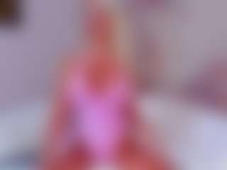 Live cam show with AwwElla - Tattoos Blonde Hair on Cam Slut