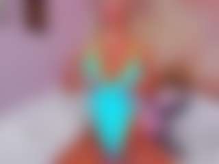 Live cam show with AwwElla - Dirty Talk on StripNow