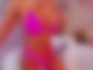 Live cam show with AwwElla - Bedroom on Nude Live Now