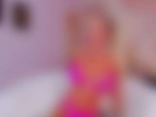 Live cam show with AwwElla - Amateur on justonemore.cc